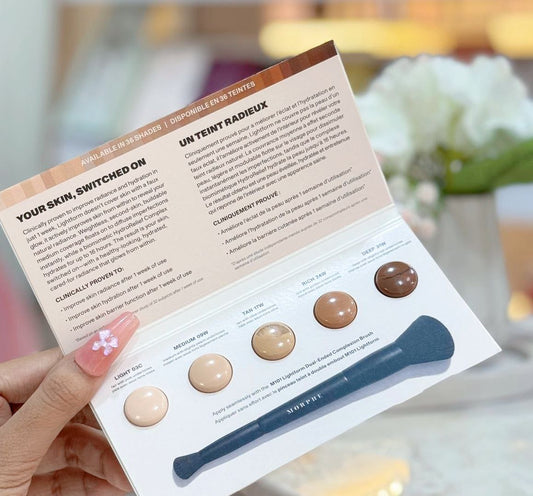 Lightform Extended Hydration Foundation Sample