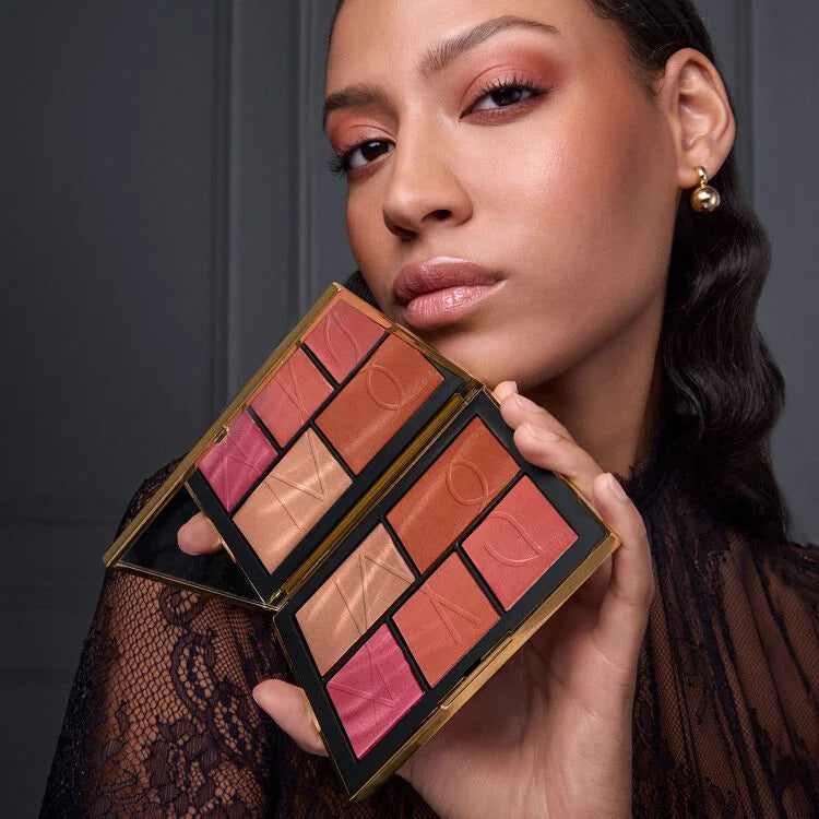 Pure Luxury Light Reflecting™ Cheek & Eye Palette II