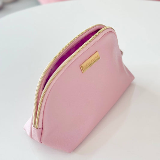 bobbi brown Chic in Pink Pouch