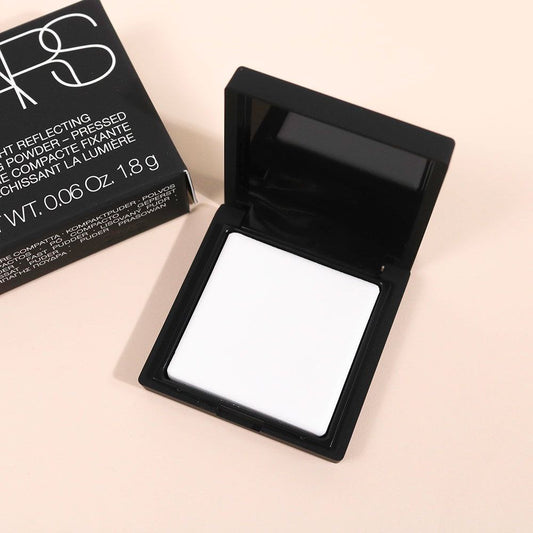 Light Reflecting™ Pressed Setting Powder