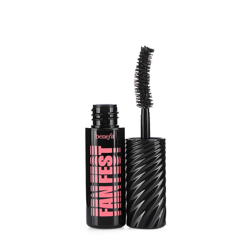 Fan FestFanning & volumizing mascara  Fanning & volumizing mascara