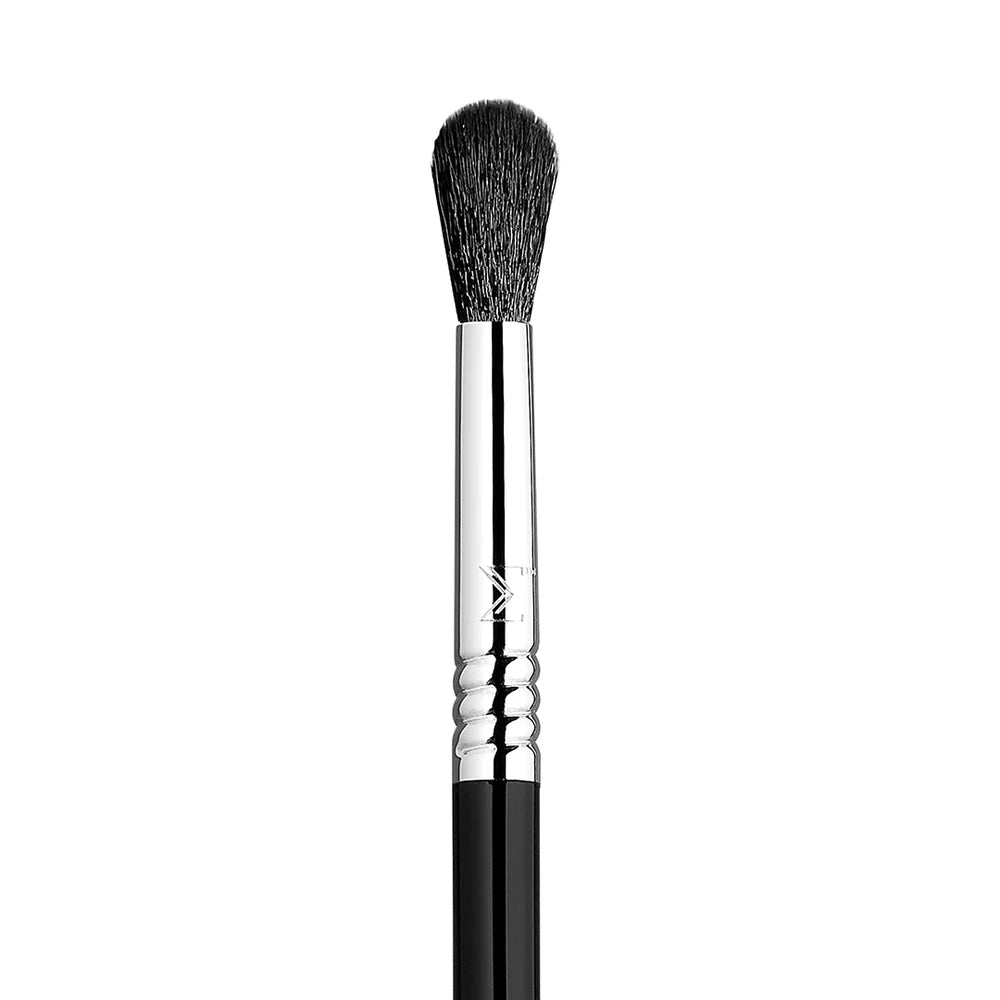 E40 TAPERED BLENDING BRUSH