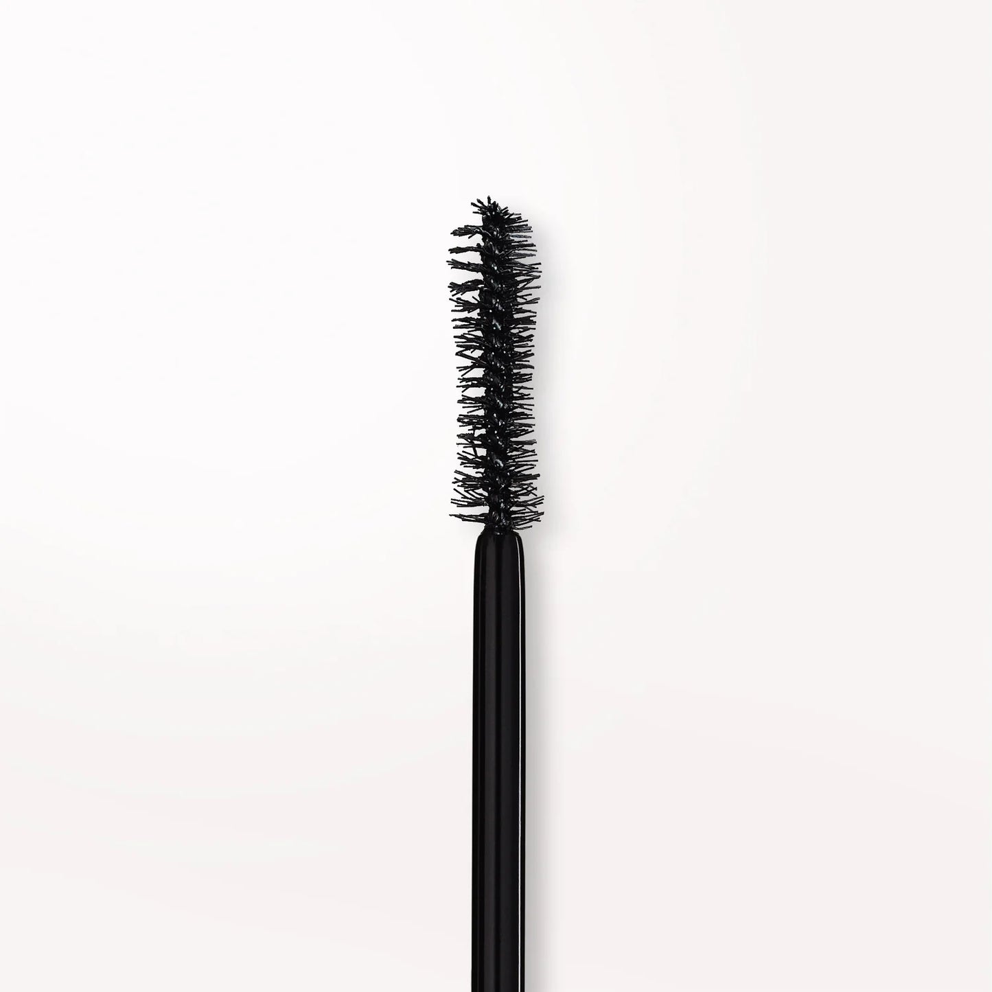 Mini HUGE™ Extreme Lash Mascara