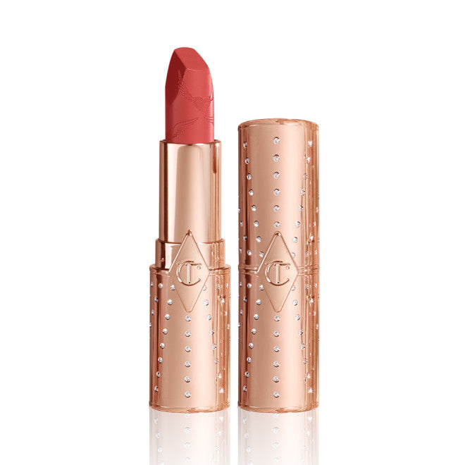 LOOK OF LOVE LIPSTICK MATTE REVOLUTION - MRS KISSES