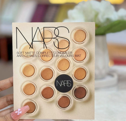 Soft matte complete concealer sample