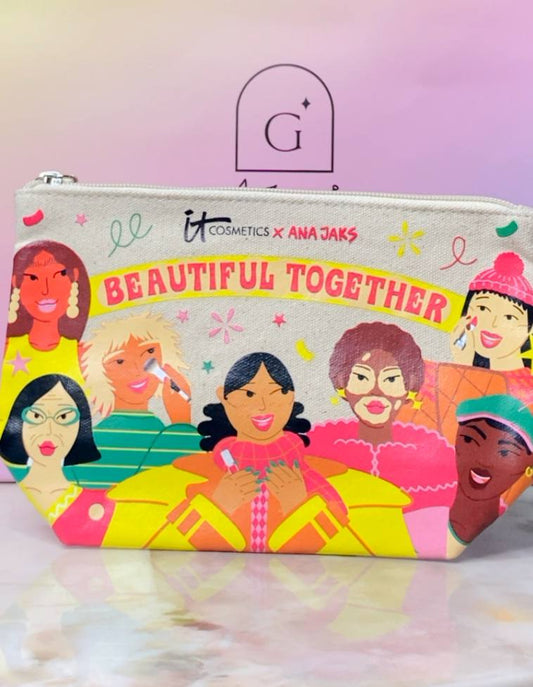 It cosmetics makeup bag