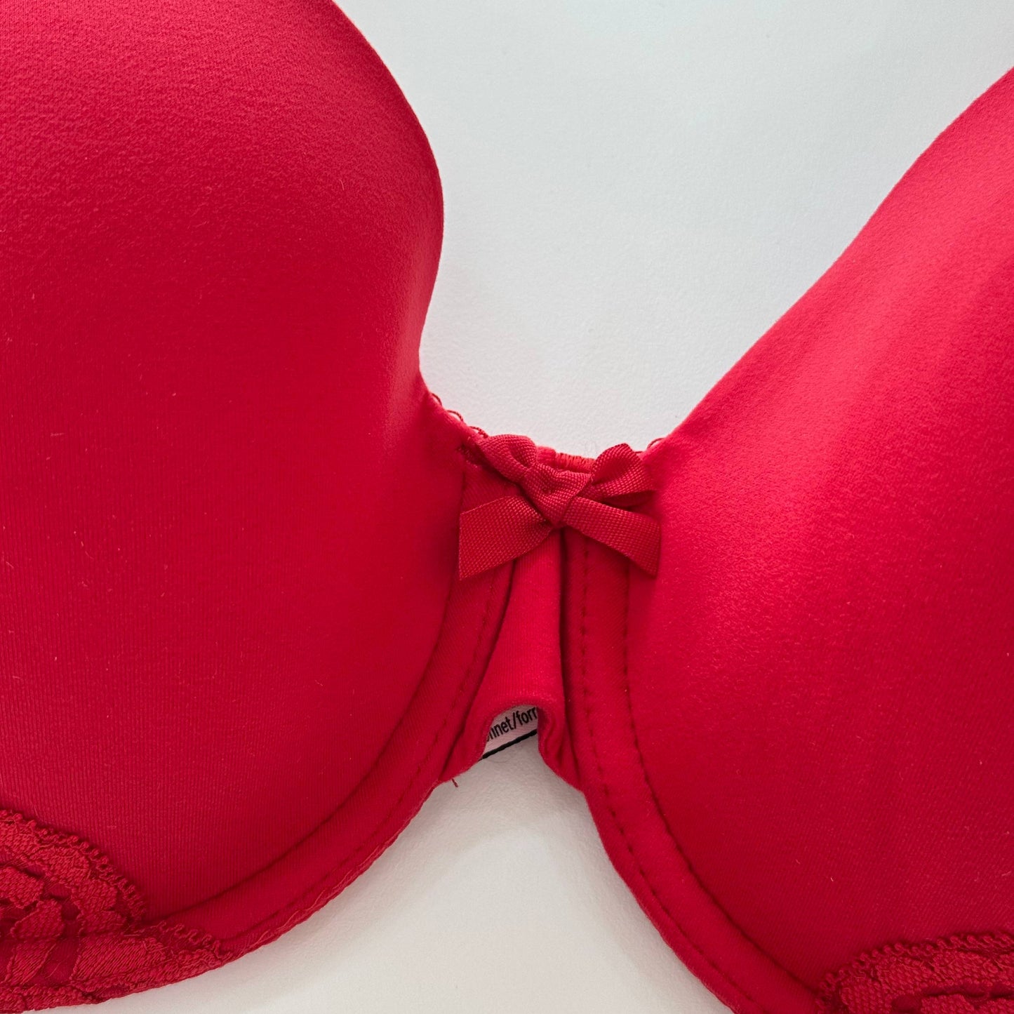 Lightly-Lined Full-Coverage Bra color (01)