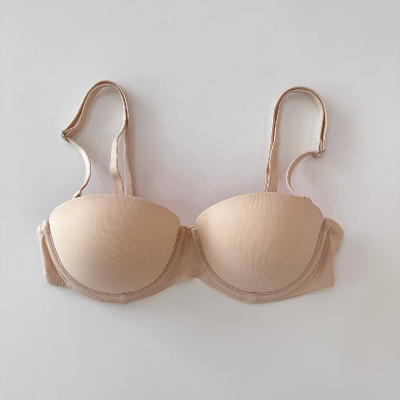 Wear Everywhere Strapless Push-Up (36),(37)