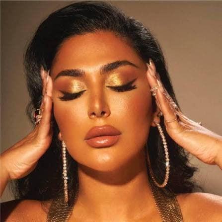 Huda Beauty 9-Pan Obsessions Eyeshadow Palette