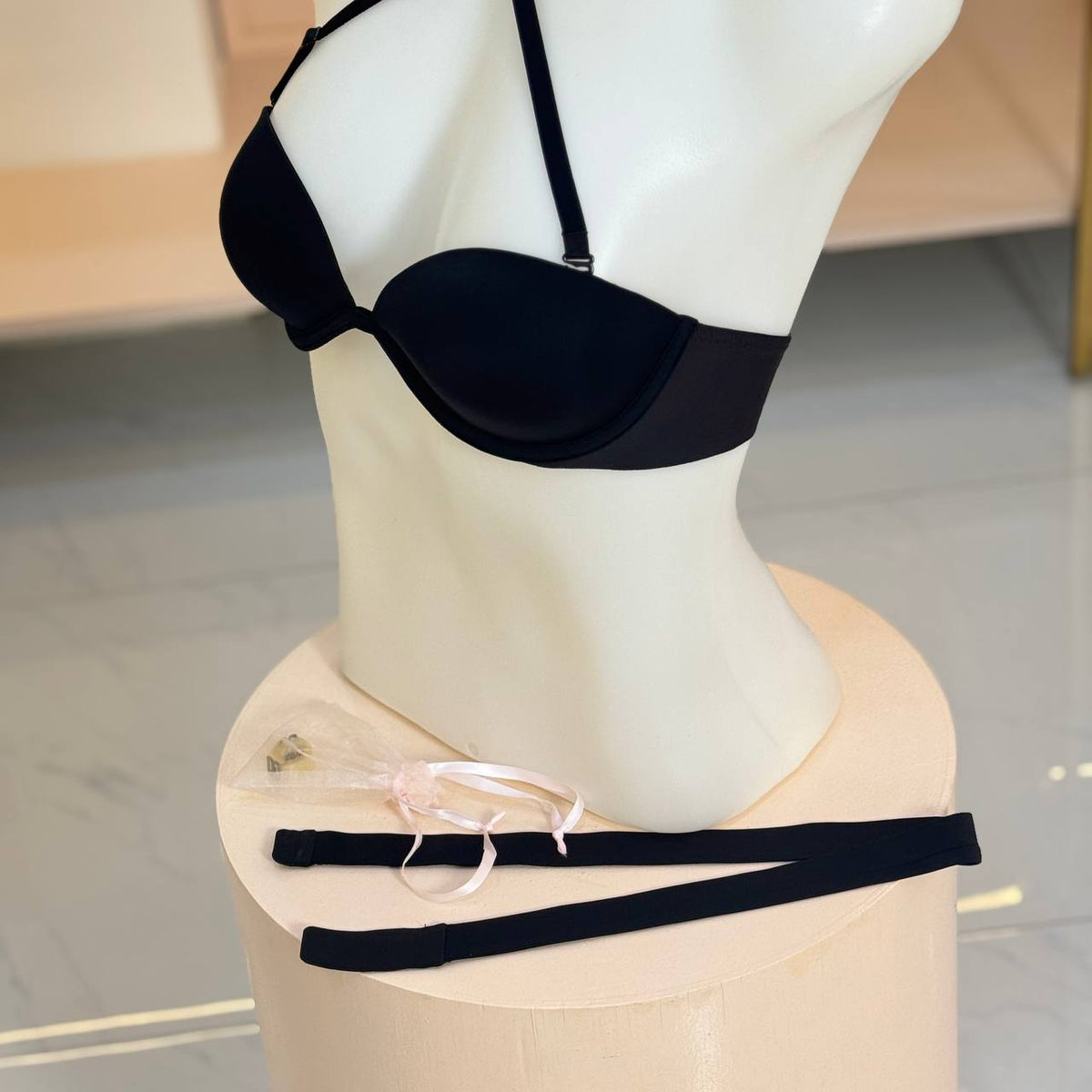 Every-Way Strapless Bra (41)